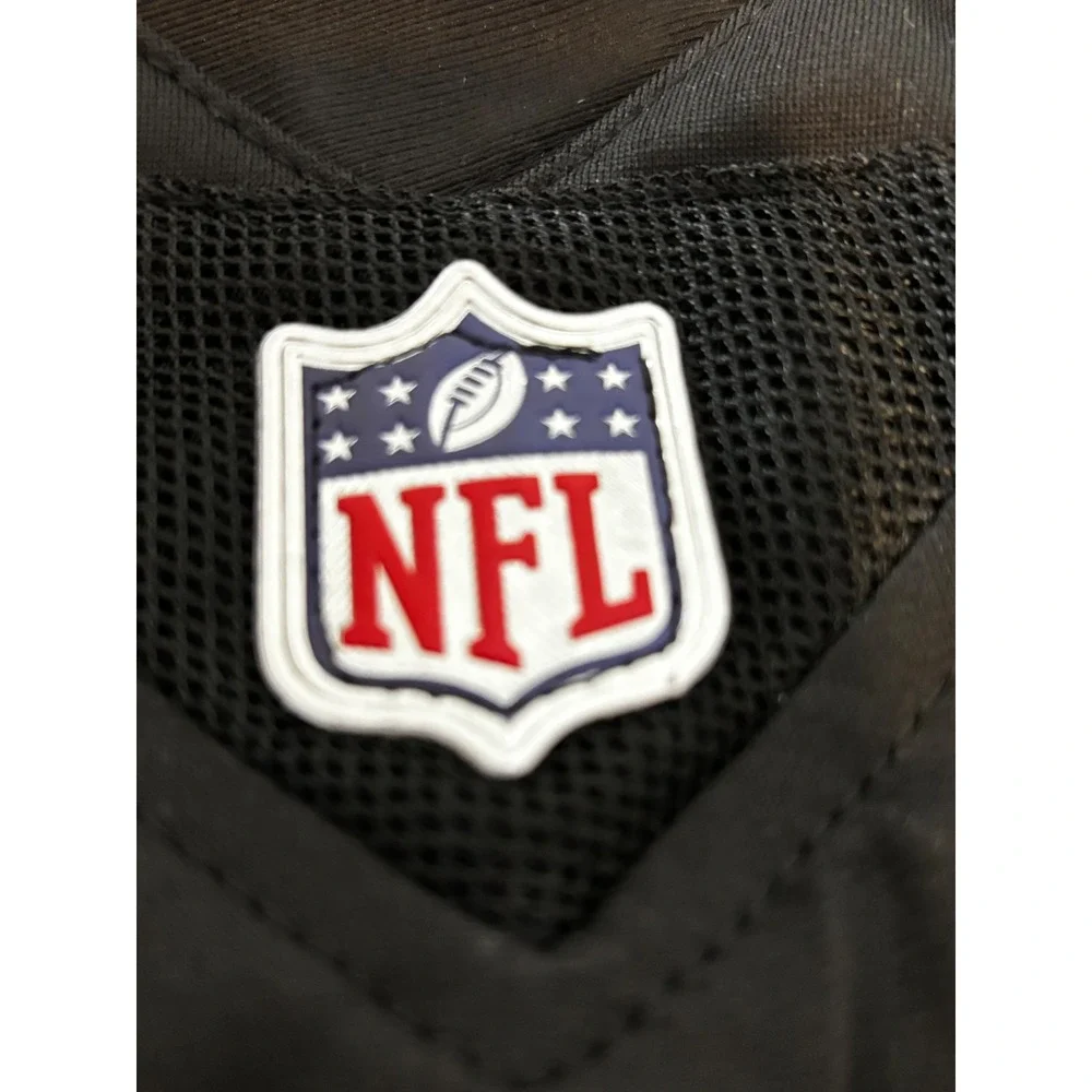 Nike command spotlight